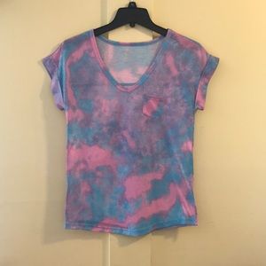 Tie dye t shirt.